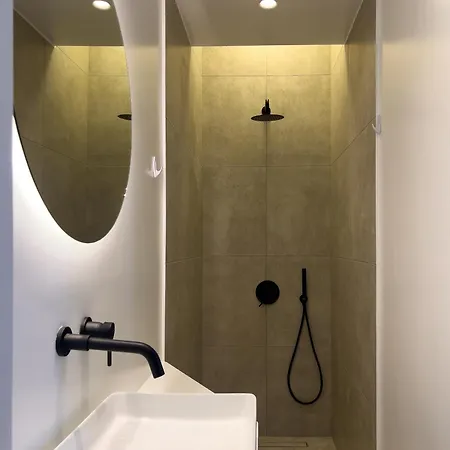 Homevision - Minimal, Quiet And Central Апартаменты *