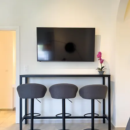 Homevision - Minimal, Quiet And Central דירה סלוניקי
